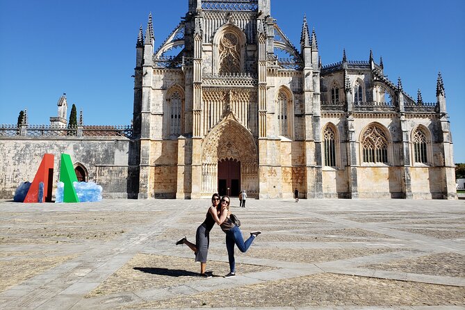 10h guided tour of Fátima Óbidos Nazaré Batalha and Alcobaça - Alcobaça and the story of Pedro and Inês