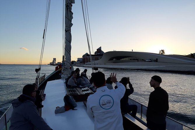 2-Hour Lisbon Traditional Boats Sunset Cruise with White Wine - Belém Tower and the Age of Discovery