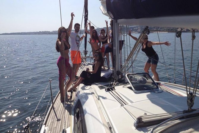 2 Hours Private Sailing Tour in Lisbon - Cristo Rei across the water