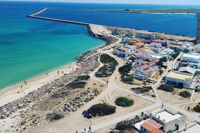 6 hour boat tour navegating through the Islands of Ria Formosa National Park - A small boat and a personal guide