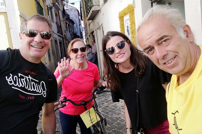 7 Hills and 14 Viewpoints - Lisbon E-Bike Tour - Santa Clara, the flea market, and two major monuments
