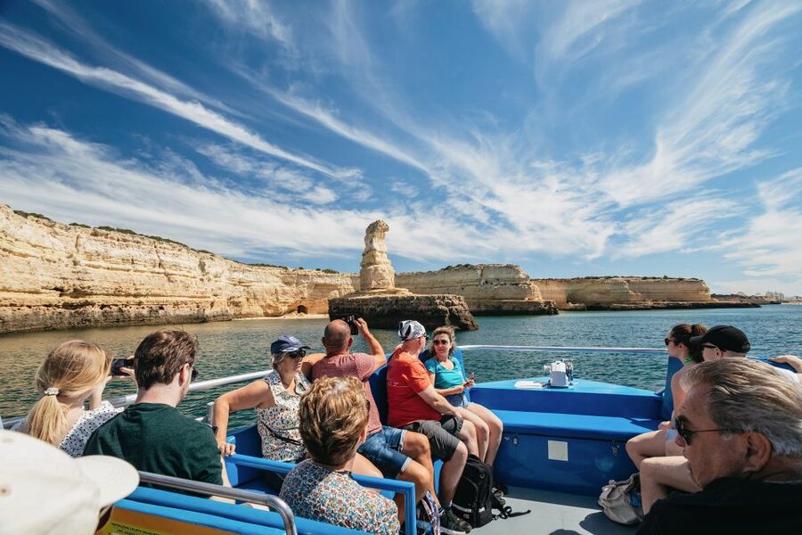 Albufeira: 2.5-Hour Benagil Caves & Dolphin Watching - Key points to know before you go