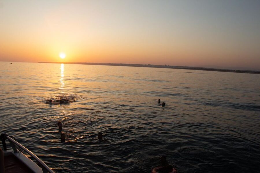 Albufeira: Algarve 3-Hour Benagil Sunset and Coastline Tour - What makes the Benagil visit worthwhile