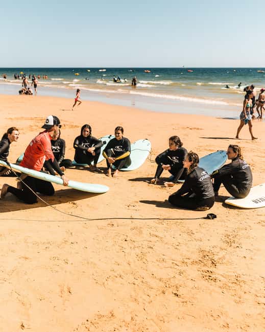 Albufeira: Beginner Surf Lesson - Small details that make the experience easier