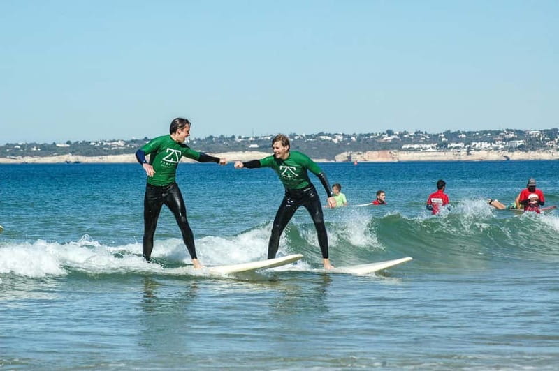 Albufeira: Beginner Surf Lesson - What is included for $40