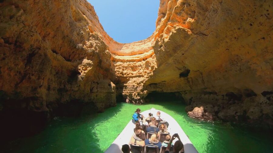 Albufeira: Benagil Cave and Dolphin Sightseeing Boat Cruise - Albandeira’s caves and rock formations
