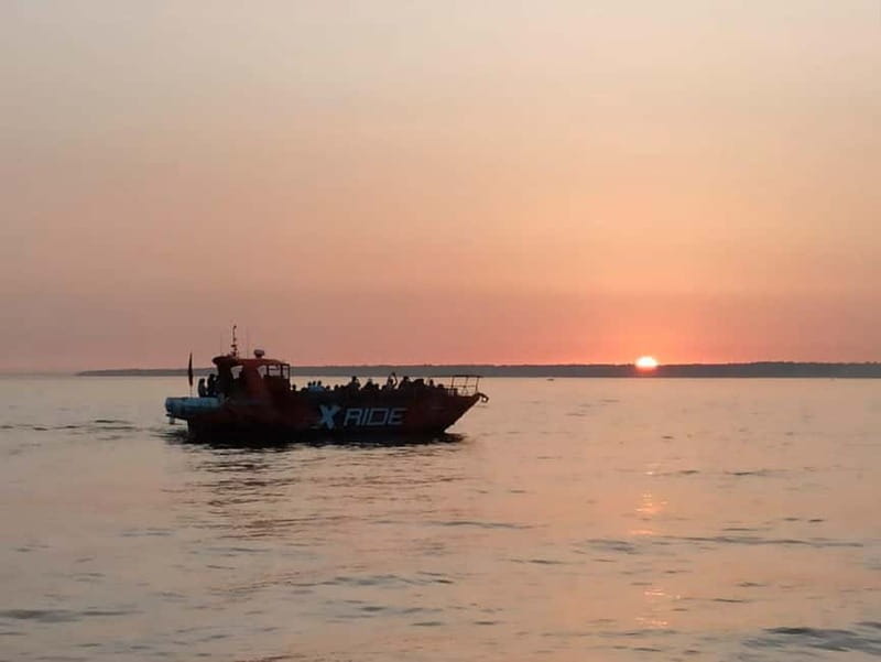 Albufeira: Benagil Cave Sunset Cruise - Leaving Albufeira Marina for the Algarve coast