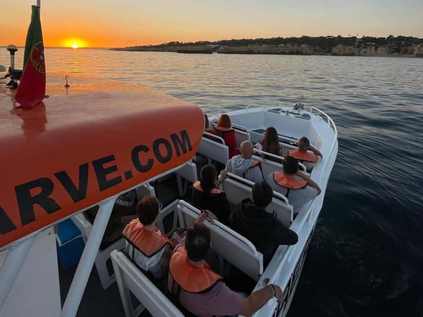 Albufeira: Benagil Cave Sunset Cruise - How comfortable is the speedboat ride?