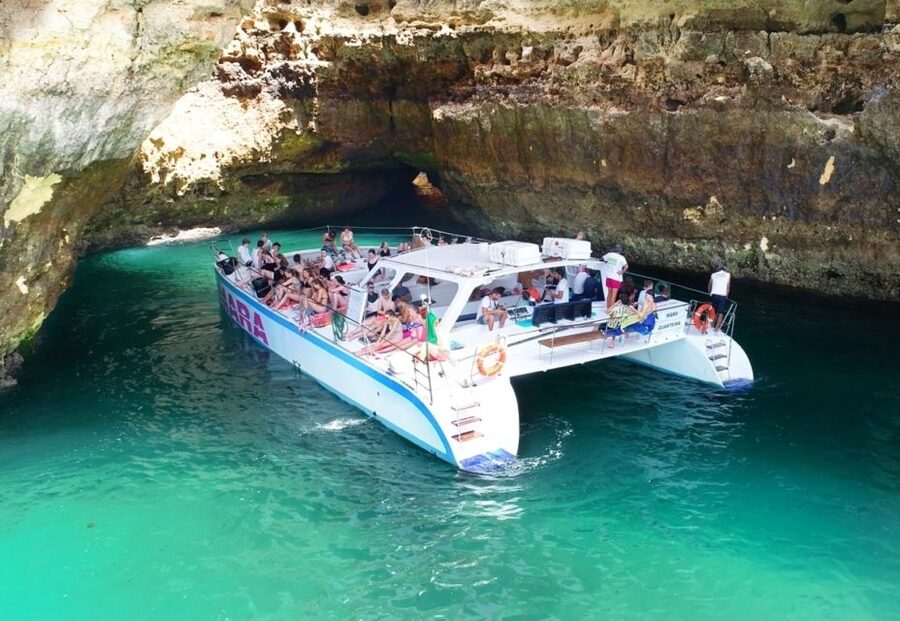 Albufeira: Catamaran Cruise with BBQ & Open Bar on the Beach - Crew, comfort, and the feel on board