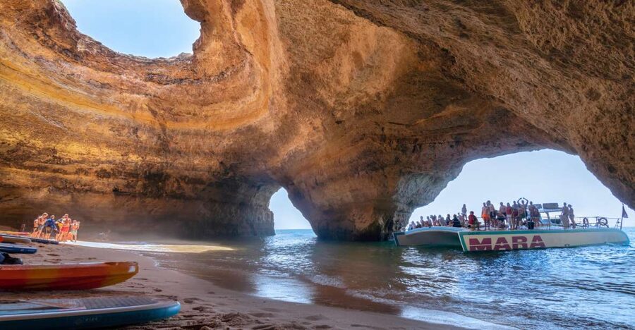 Albufeira: Caves and Coastline Catamaran Cruise to Benagil - Quick takeaways