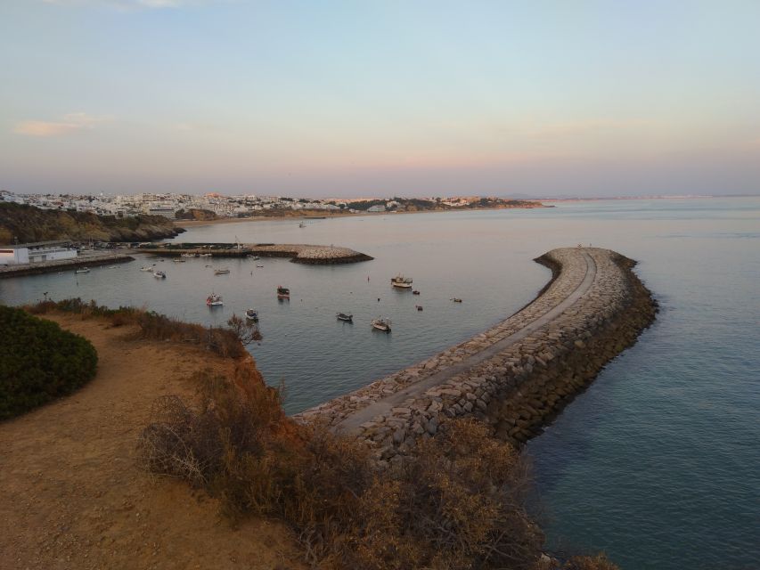 Albufeira: Guided Tour by Tuk-Tuk - The Beaches and Coastal Viewpoints