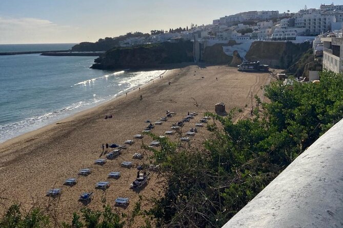 Albufeira History Walking Tour with Wine and Tapas - Small stories, photo stops, and a few steps