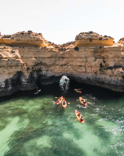 Albufeira: Kayak Tour of Hidden Caves and Secret Beaches - The 20-minute pause at Praia das Salamitras
