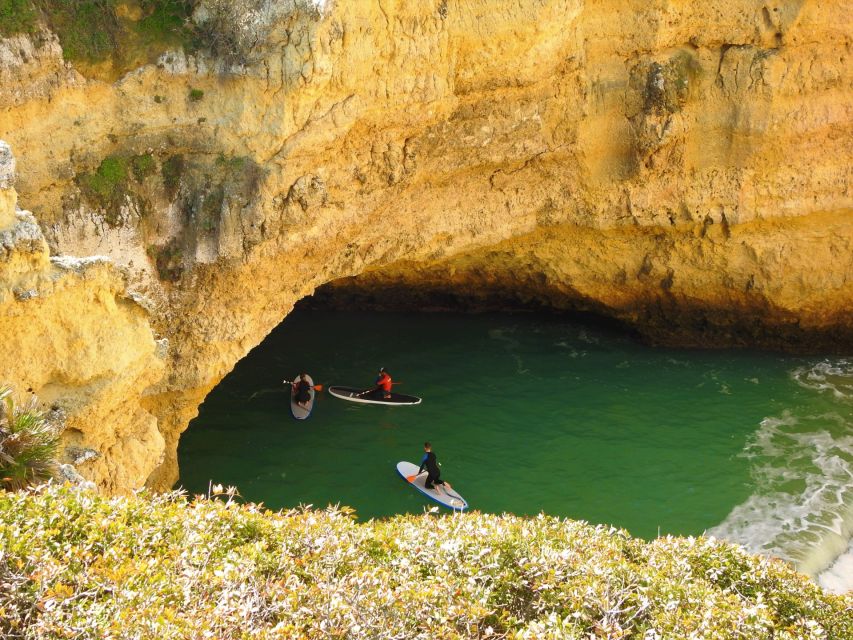 Albufeira: Kayak Tour of Hidden Caves and Secret Beaches - Why the guides make a difference