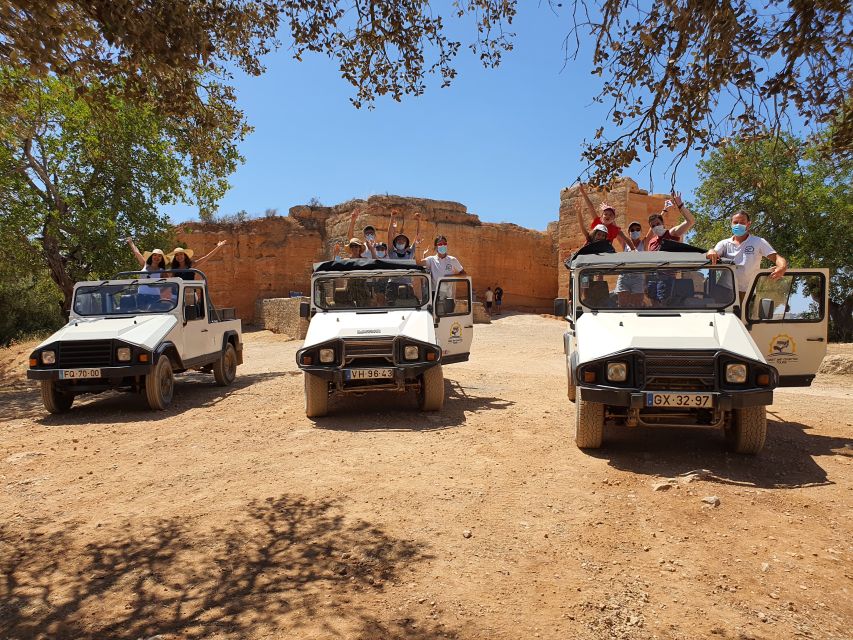 Albufeira: Safari Excursion in the Algarve Mountains - Farm flavors at Quinta do Goji