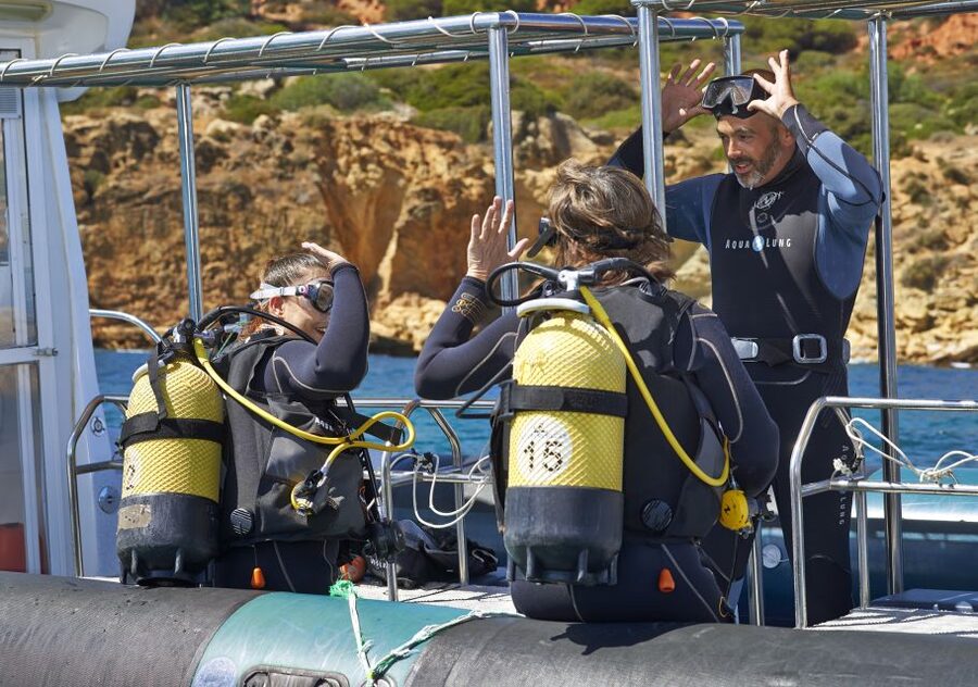 Albufeira: Scuba Diving Experience for Beginners - The boat ride leads to your first sea session