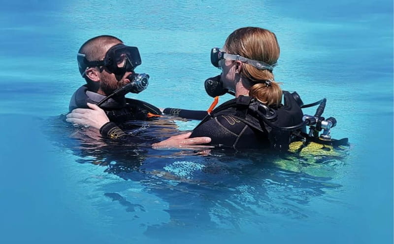 Albufeira: Scuba Diving Experience for Beginners - The theory session gives you a working foundation