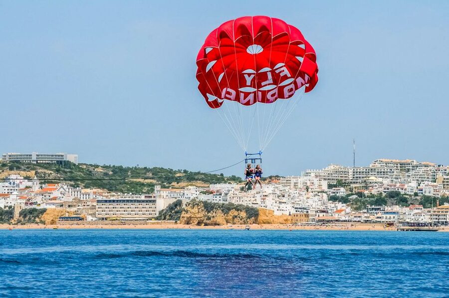 Albufeira: Single, Double or Triple Parasailing Tour - Is $35 a good price?