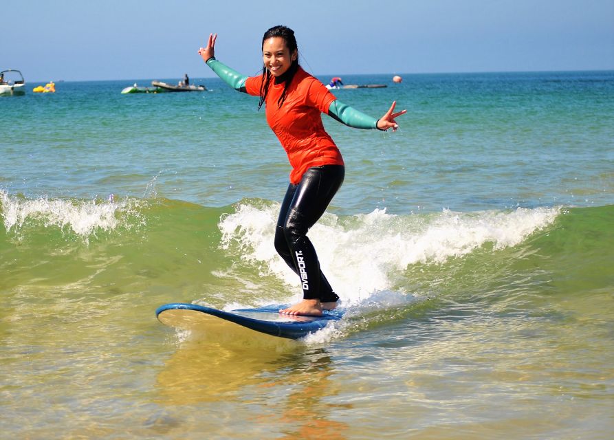 Albufeira: Surfing Lesson at Galé Beach - Who should book this Galé Beach lesson?
