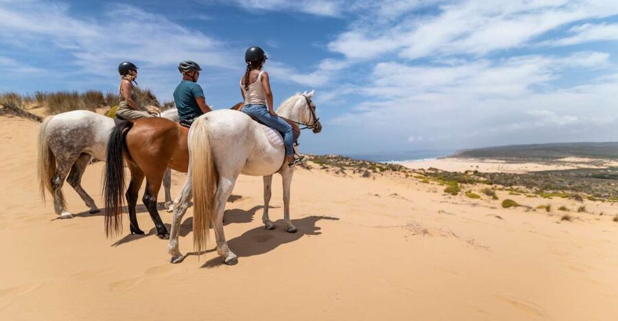 Algarve: 1-Hour Carrapateira Horseback Riding Tour - Along the coast toward the first viewpoints
