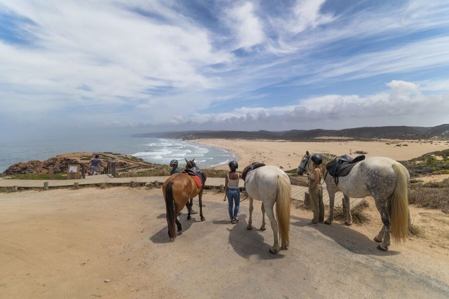Algarve: 1-Hour Carrapateira Horseback Riding Tour - Should you book it?