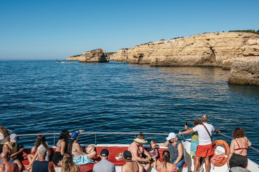 Algarve 3-Hour Caves and Coastline Boat Trip - Food, drinks, and the onboard setup