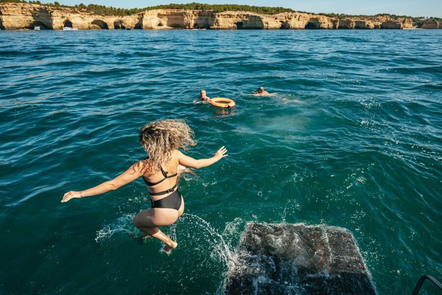 Algarve 3-Hour Caves and Coastline Boat Trip - Who will get the most from this boat trip?