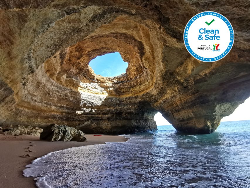 Algarve: Benagil Sea Cave Sunrise or Sunset Kayak Experience - Why the sunrise departure is worth the alarm