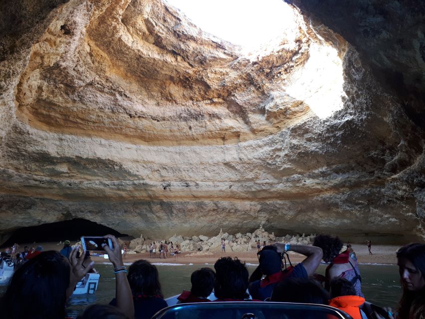 Algarve: Boat Trip to the Caves of Benagil - Starting at Clube Naval de Portimao
