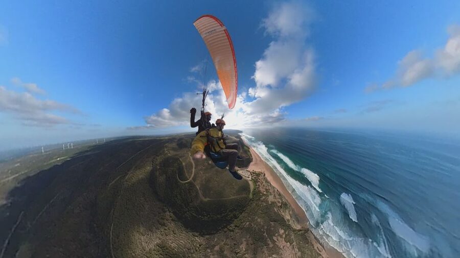 Algarve Coast: Paragliding Experience - Why the Algarve looks best from a paraglide