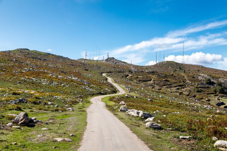 Algarve: Full-Day Guided Sightseeing Tour with Lunch - Marmelete offers a proper inland lunch break