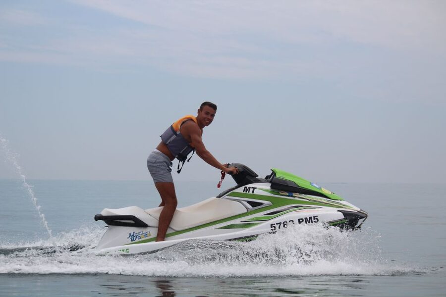 Algarve: Jet Ski Rental in Armação de Pêra - Safety support without losing the fun