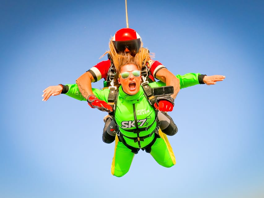 Algarve: Tandem Skydiving Adventure 15,000 to 10,000 Feet - Key points to know before you book