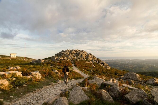 Algarve wine tour and mountain top trip with lunch or dinner at sunset time - Key points to know before booking