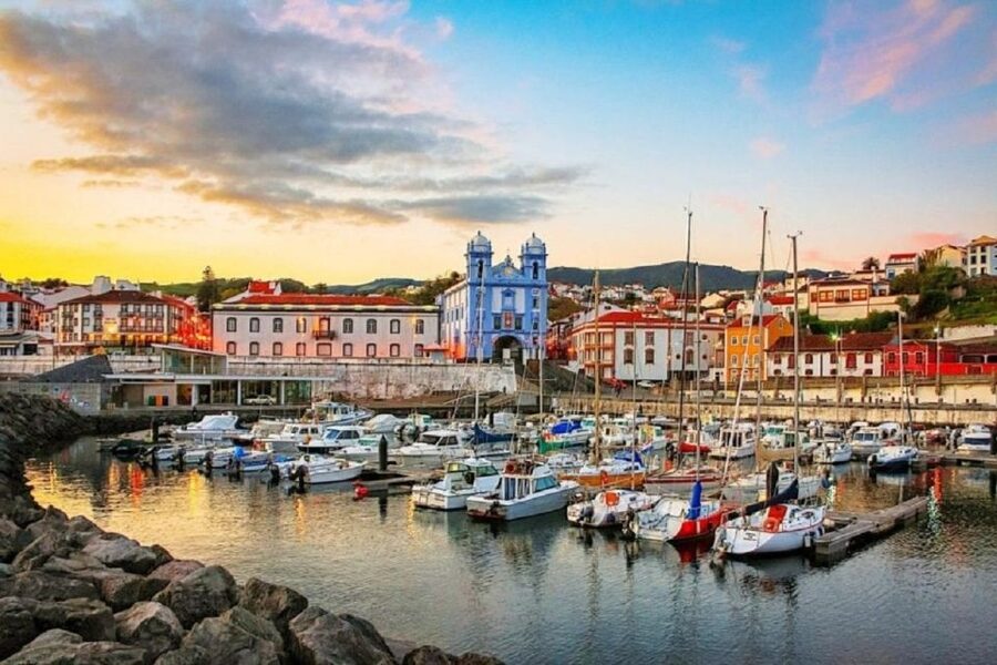 Angra do Heroísmo: Walking Tour with Local Pastry and Coffee - Why this walk is a smart first look at Angra