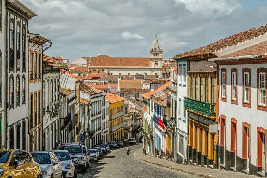 Angra do Heroísmo: Walking Tour with Local Pastry and Coffee - Teatro Angrense and the city’s cultural life