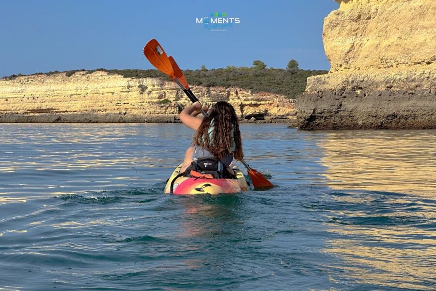 Armação de Pêra: 2-Hour Wild Beaches and Caves Kayak Tour - Praia das Fontainhas and Algar da Albandeira