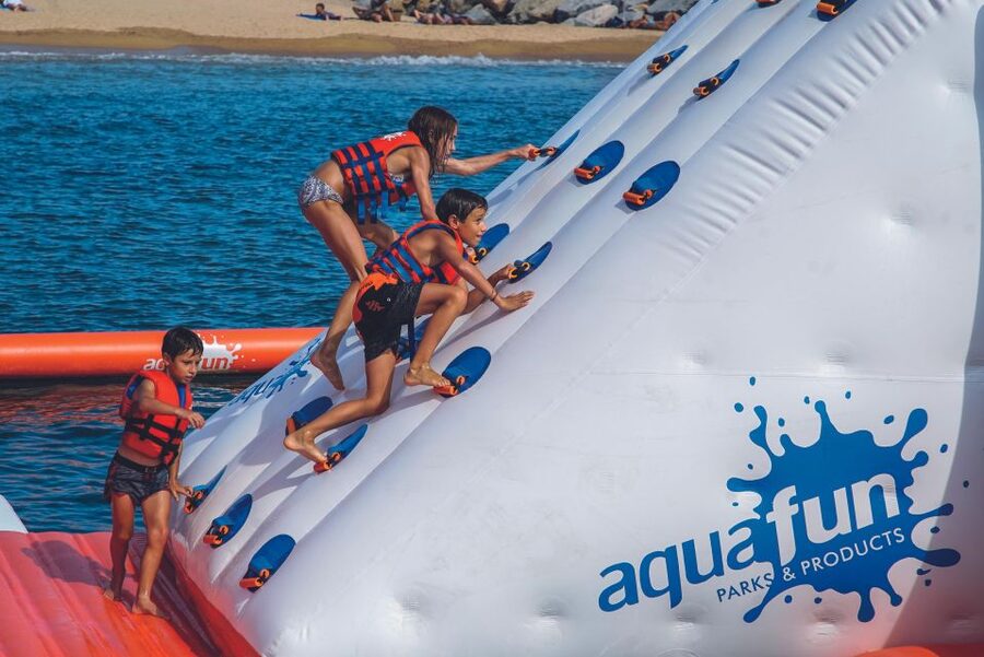 Armação de Pêra: Inflatable Waterpark Entry Ticket - Thirty minutes or one hour?