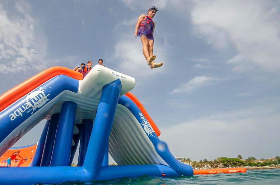 Armação de Pêra: Inflatable Waterpark Entry Ticket - Who should skip this waterpark