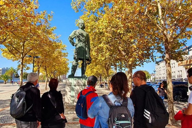 Aveiro and Costa Nova Half Day Tour from Porto with Boat Ride - Why the timing is the central trade-off