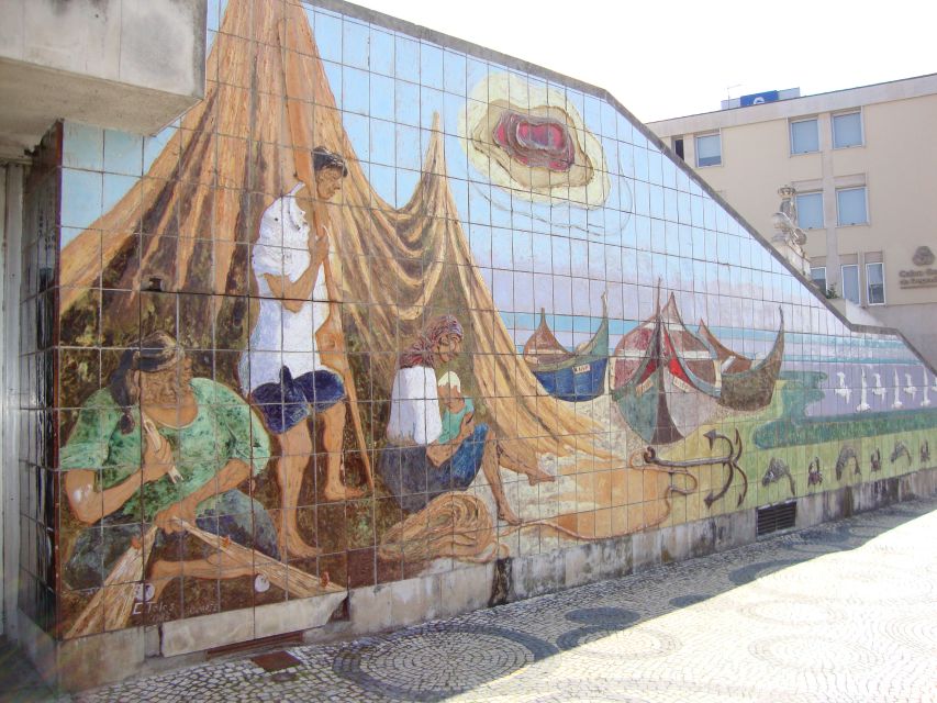 Aveiro: Boat Cruise and City Walking Tour with Sweet Tasting - Weather, clothing, and the pace of the day
