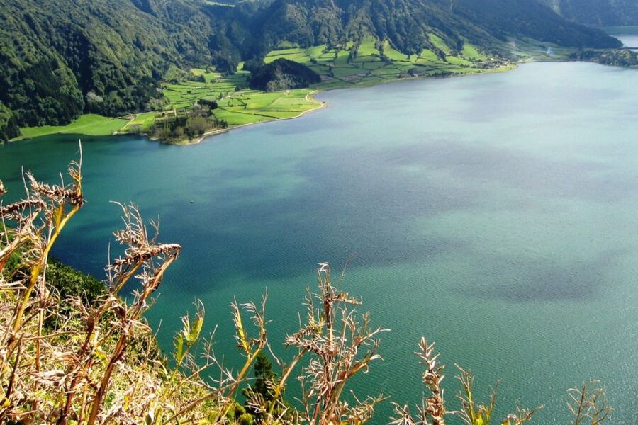 Azores: Sete Cidades Scenic Jeep Tour from Ponta Delgada - Other crater lakes and the value of the off-road route