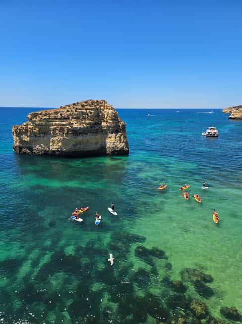 Benagil: 1:30Hour Kayak Rental with Private Parking - Key points at a glance