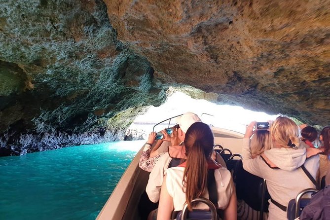 Benagil Caves Tour from Portimao - What the guides add to the trip