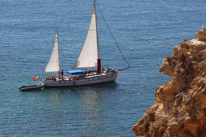 Benagil Coastline Tour - Allboat - Crew, commentary, and the feel on board