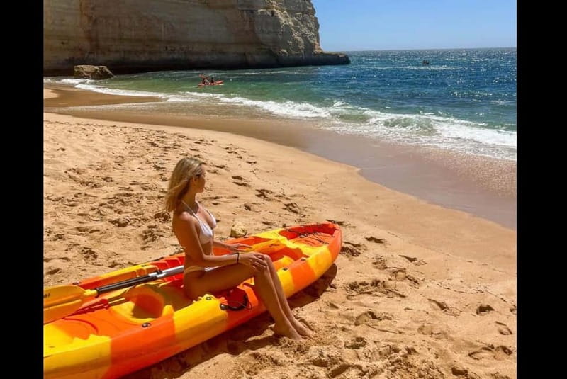 Benagil: Guided Kayak Tour inside caves and Praia da Marinha - Guides, instruction, and safety