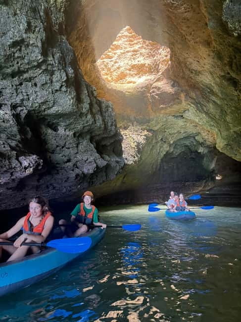 Benagil: Guided Kayak Tour inside caves and Praia da Marinha - What to wear and what to leave behind