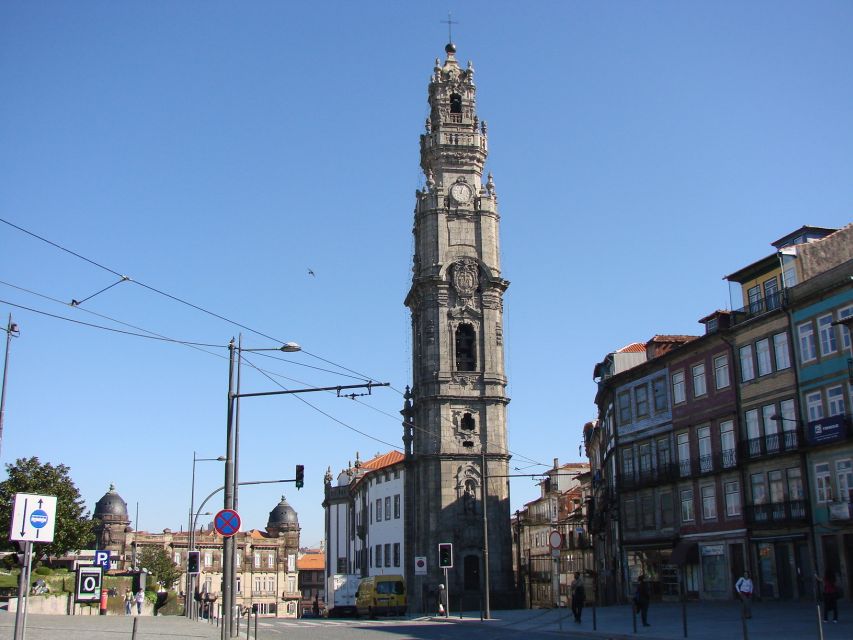Best of Porto Guided Tour: Cruise & Wine Tasting - Crossing to Vila Nova de Gaia for Port wine