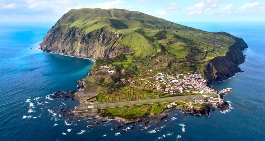 Boat Trip to Corvo and Island Sightseeing Tour - Why the Flores to Corvo crossing is worth your day