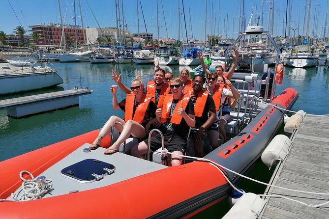Boat trip to the caves of Benagil - The Fast Run Past Alvor and Portimão